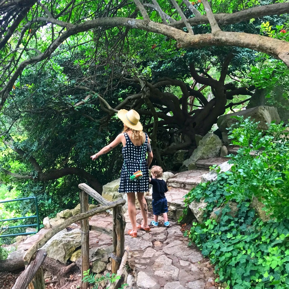 Meet your Posher, Francoise